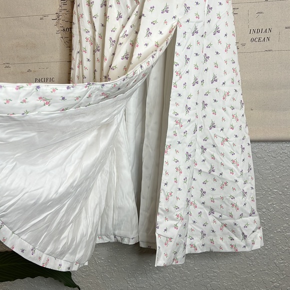 HOUSE OF CB 'Tallulah' White Floral Puff Sleeve Midi Dress NWOT - Picture 10 of 14